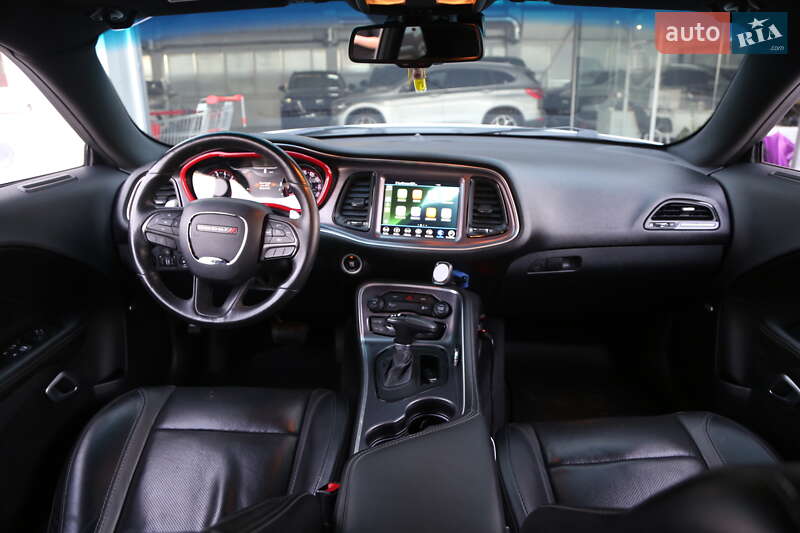 Купе Dodge Challenger 2016 в Киеве