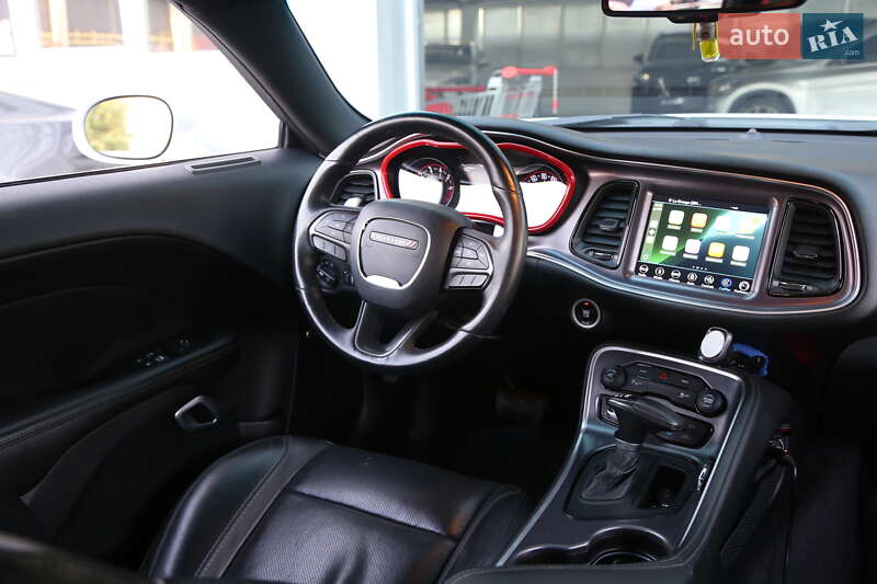 Купе Dodge Challenger 2016 в Киеве