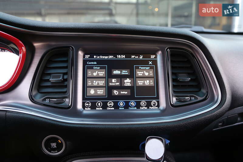 Купе Dodge Challenger 2016 в Киеве