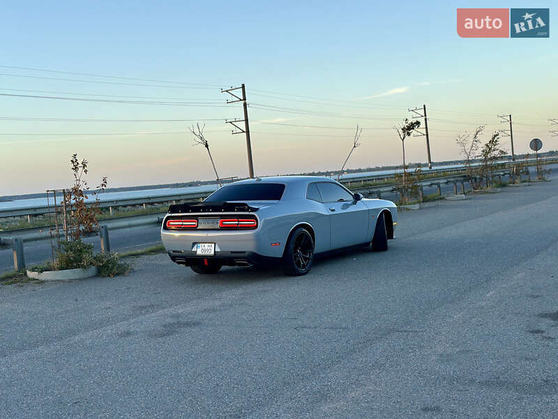 Купе Dodge Challenger 2021 в Черкассах