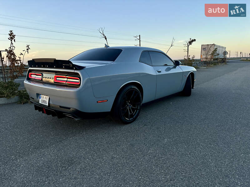 Купе Dodge Challenger 2021 в Черкассах