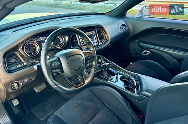 Купе Dodge Challenger 2021 в 