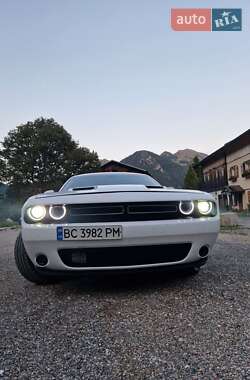 Купе Dodge Challenger 2018 в 
