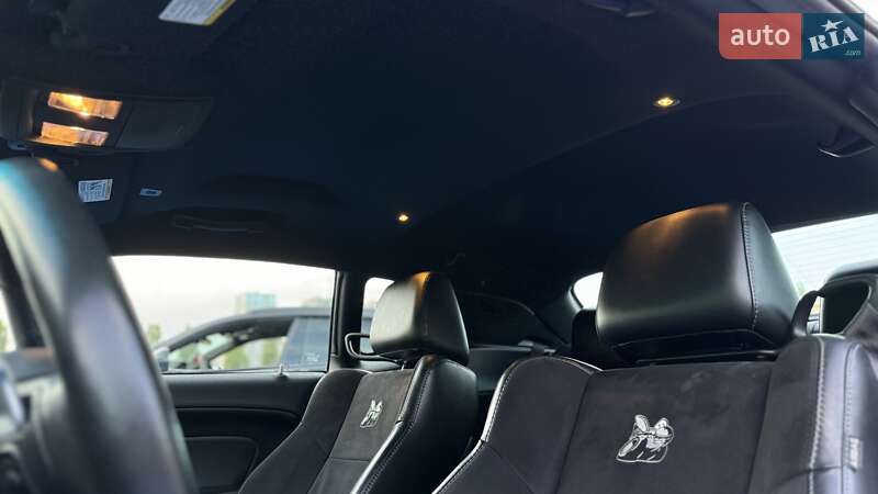 Купе Dodge Challenger 2018 в Киеве