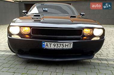 Купе Dodge Challenger 2014 в 