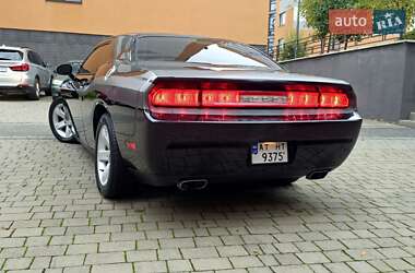 Купе Dodge Challenger 2014 в 
