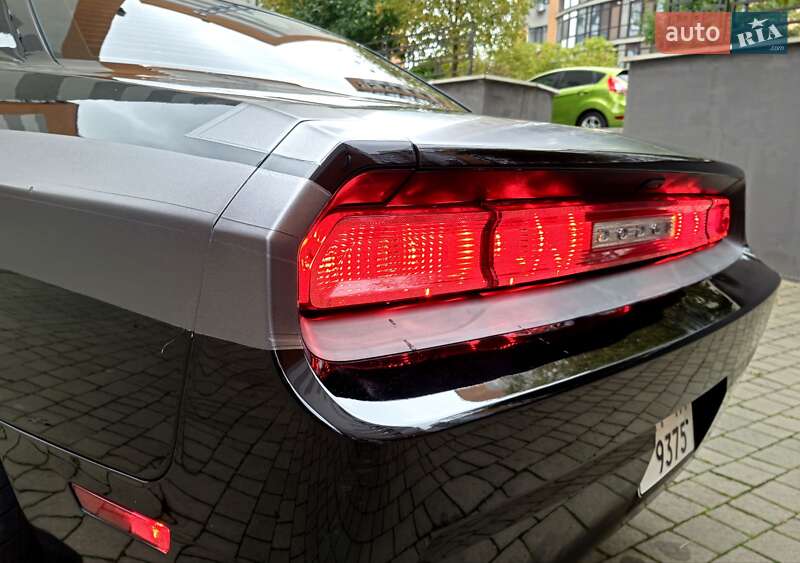 Купе Dodge Challenger 2014 в Ивано-Франковске фото 27 Купе Dodge Challenger 2014 в Ивано-Франковске