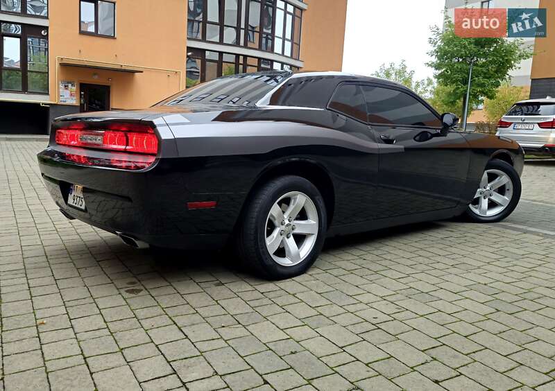 Купе Dodge Challenger 2014 в Ивано-Франковске фото 38 Купе Dodge Challenger 2014 в Ивано-Франковске