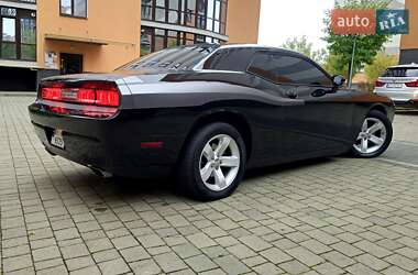 Купе Dodge Challenger 2014 в 