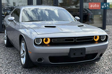 Купе Dodge Challenger 2015 в 