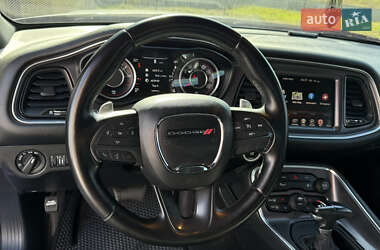 Купе Dodge Challenger 2015 в 