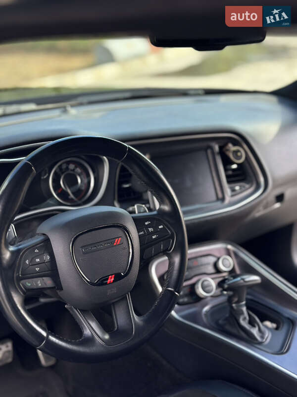 Купе Dodge Challenger 2015 в Одесі фото 30 Купе Dodge Challenger 2015 в Одесі