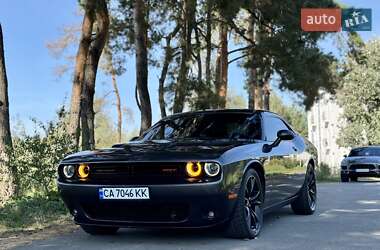 Купе Dodge Challenger 2017 в 
