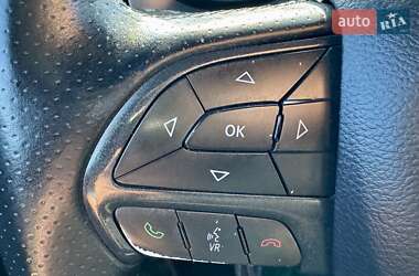Купе Dodge Challenger 2017 в 