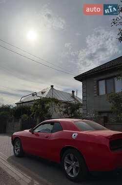 Купе Dodge Challenger 2019 в Иршаве