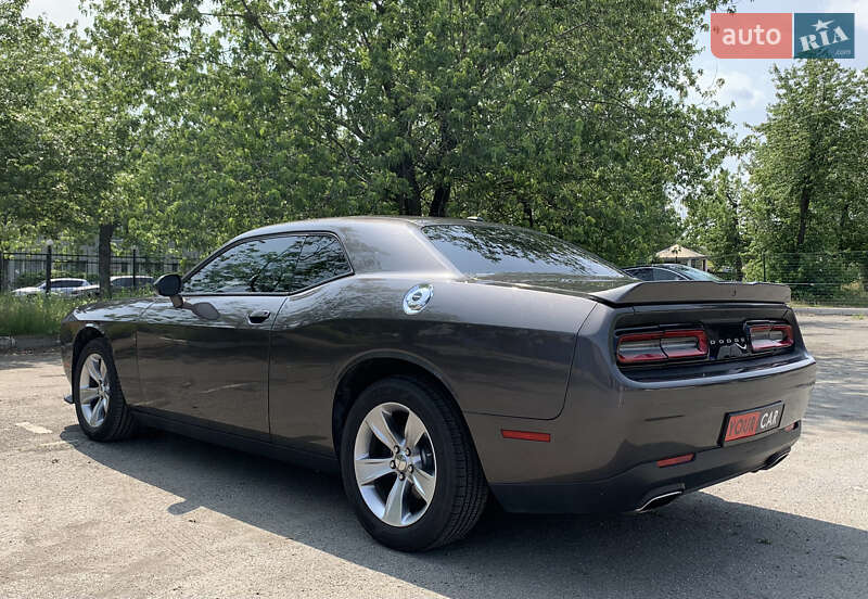 Купе Dodge Challenger 2020 в Киеве