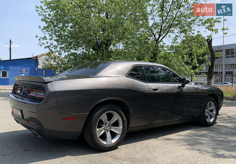 Купе Dodge Challenger 2020 в Киеве