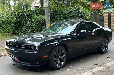 Купе Dodge Challenger 2018 в Киеве