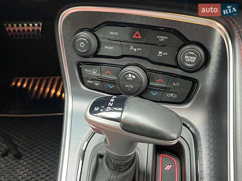 Купе Dodge Challenger 2018 в Киеве