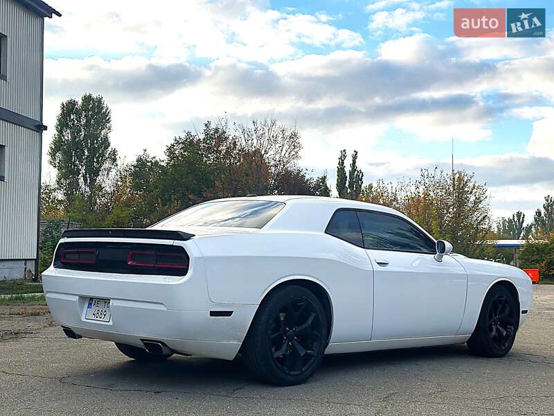 Купе Dodge Challenger 2014 в Кам'янському фото 6 Купе Dodge Challenger 2014 в Кам'янському