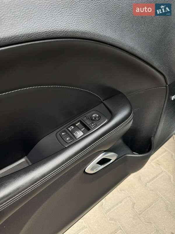 Купе Dodge Challenger 2014 в Лубнах фото 23 Купе Dodge Challenger 2014 в Лубнах