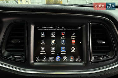 Купе Dodge Challenger 2014 в 