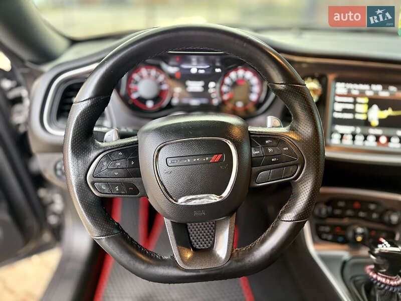 Купе Dodge Challenger 2021 в Кицмани