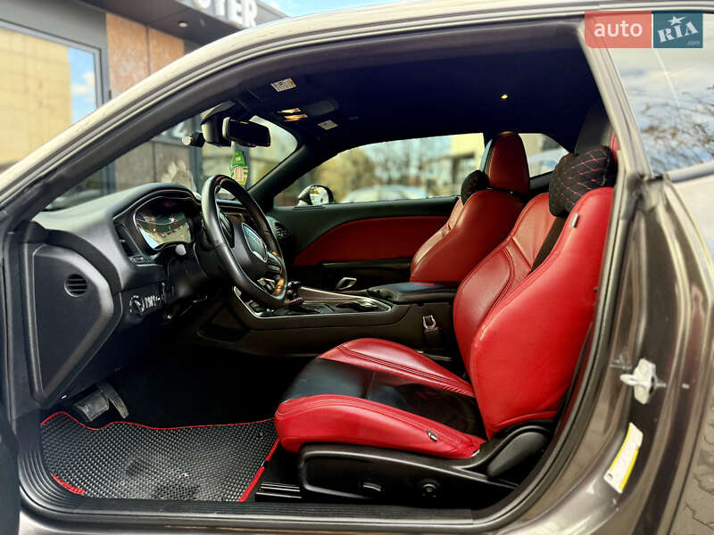 Купе Dodge Challenger 2021 в Кицмани