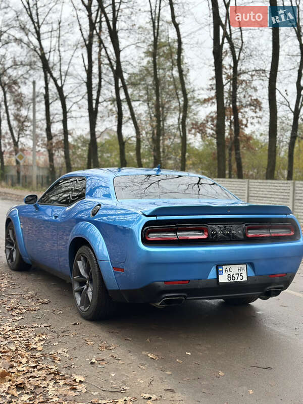 Купе Dodge Challenger 2019 в Києві