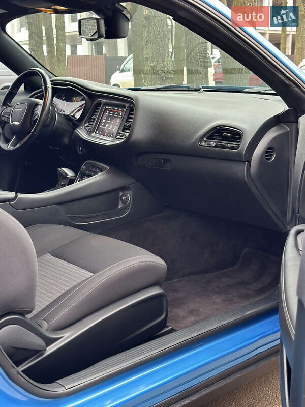 Купе Dodge Challenger 2019 в Києві