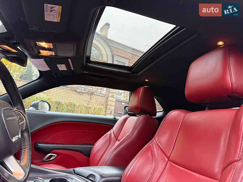 Купе Dodge Challenger 2018 в Києві