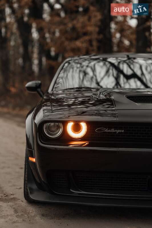Купе Dodge Challenger 2018 в Києві фото 9 Купе Dodge Challenger 2018 в Києві