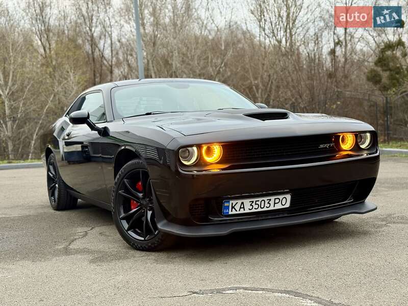 Купе Dodge Challenger 2016 в Киеве