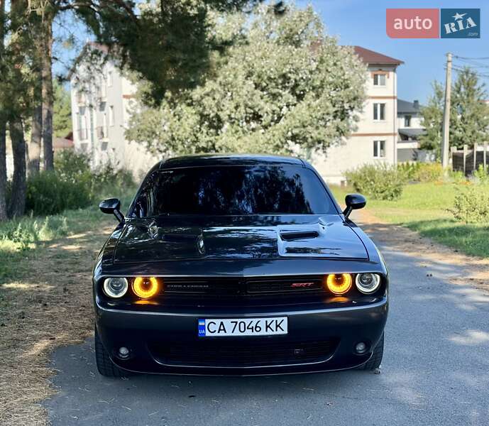 Купе Dodge Challenger 2017 в Києві фото 3 Купе Dodge Challenger 2017 в Києві