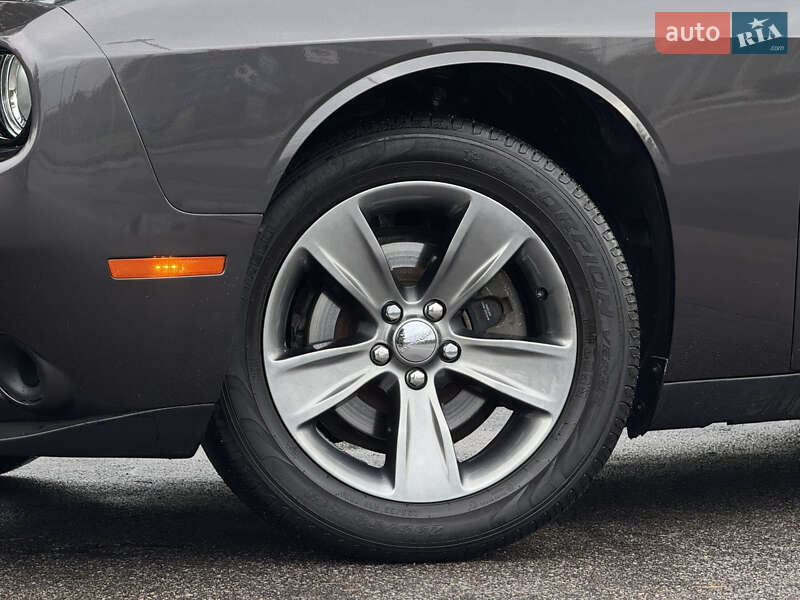 Купе Dodge Challenger 2020 в Києві фото 5 Купе Dodge Challenger 2020 в Києві