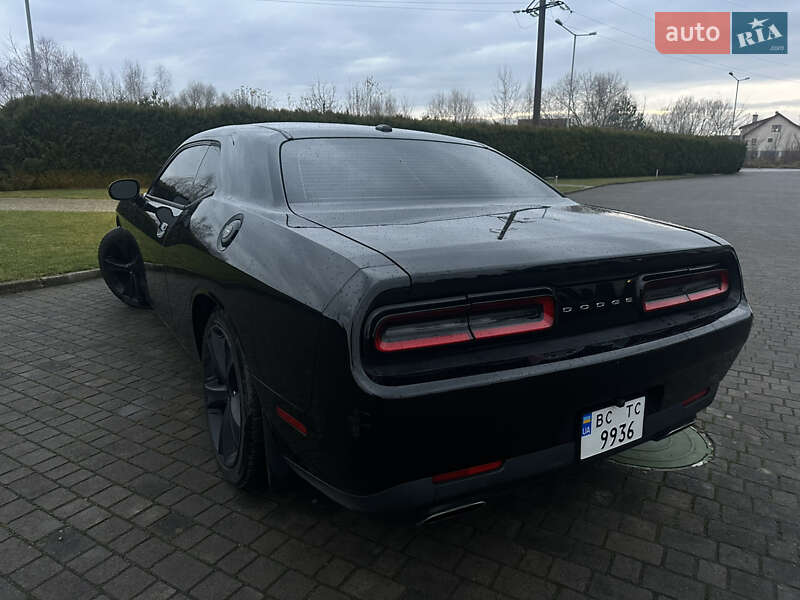 Купе Dodge Challenger 2016 в Львове фото 9 Купе Dodge Challenger 2016 в Львове