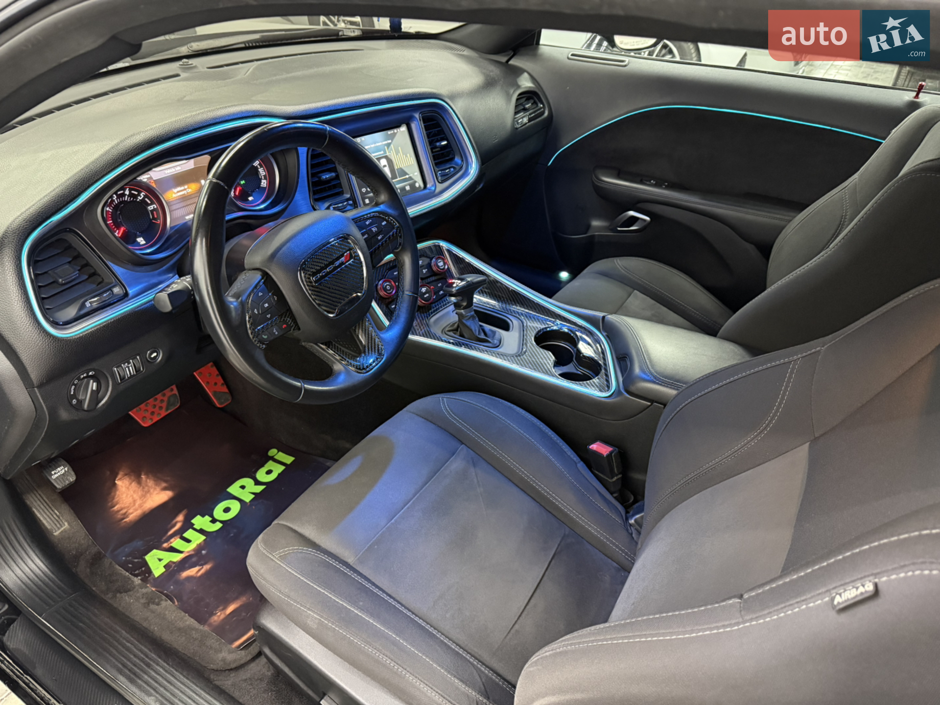 2017 Dodge Challenger - мініатюра 14