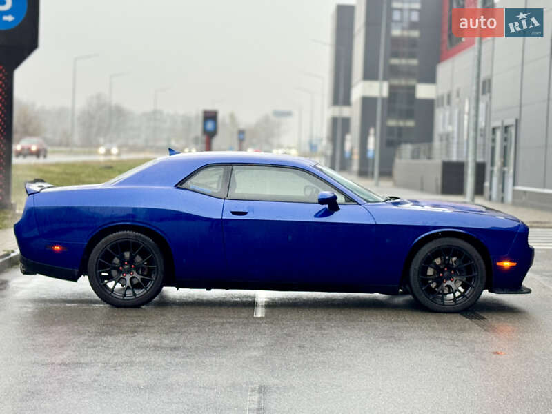 Купе Dodge Challenger 2019 в Киеве