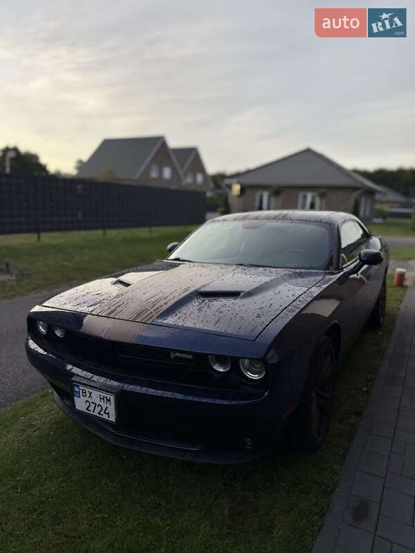 Купе Dodge Challenger 2016 в Каменец-Подольском фото 15 Купе Dodge Challenger 2016 в Каменец-Подольском