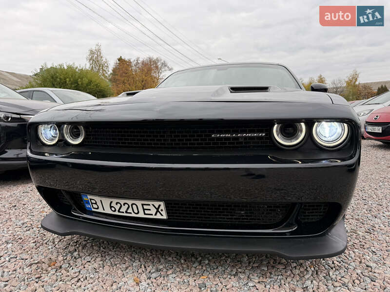 Купе Dodge Challenger 2016 в Полтаве