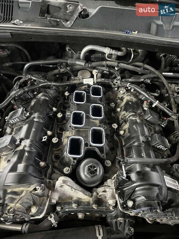 Купе Dodge Challenger 2017 в Львове