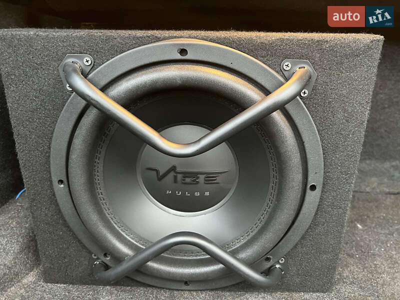 Купе Dodge Challenger 2017 в Львове