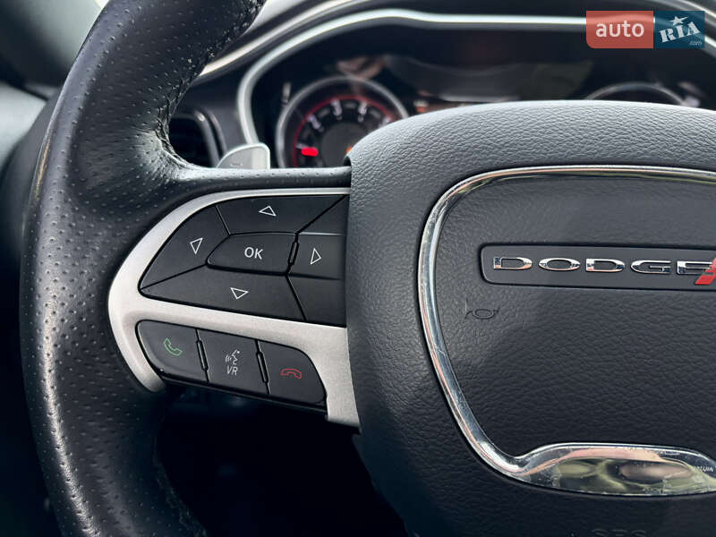Купе Dodge Challenger 2016 в Киеве