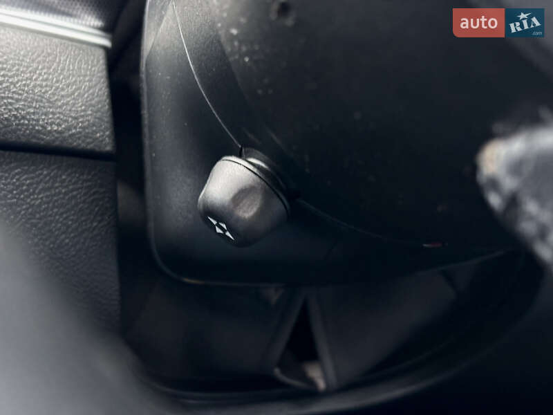 Купе Dodge Challenger 2016 в Киеве