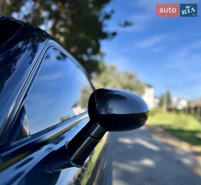 Купе Dodge Challenger 2017 в Киеве