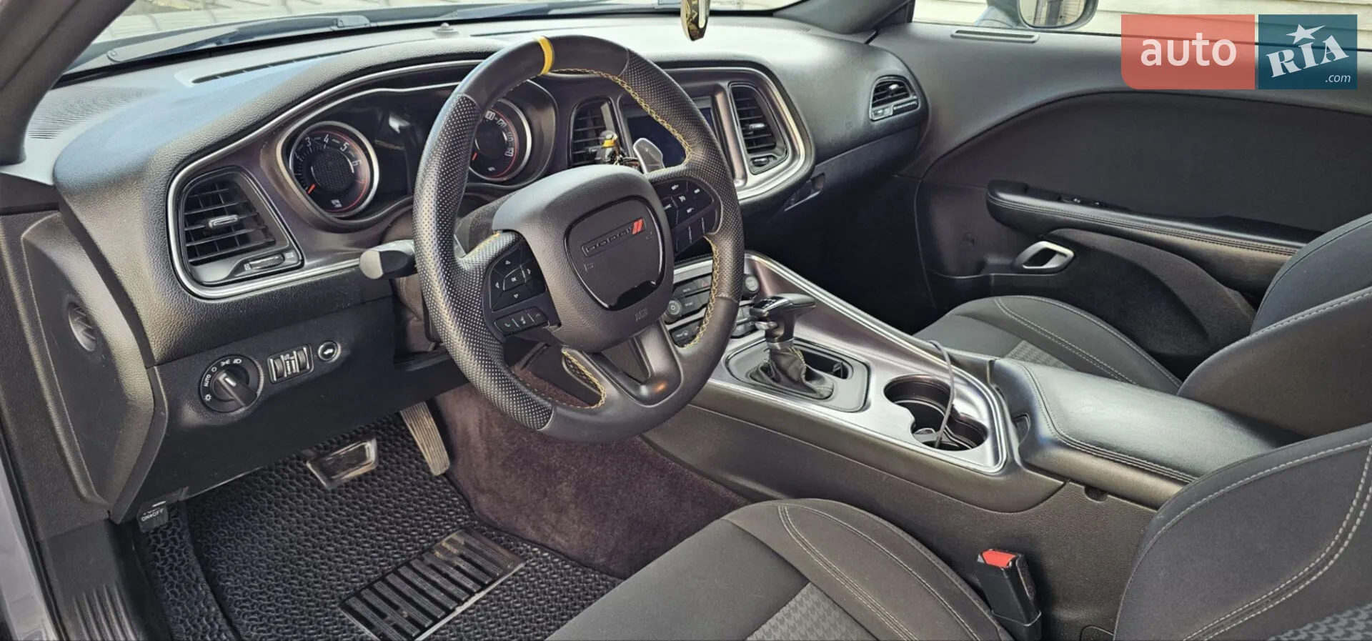 2018 Dodge Challenger - мініатюра 8