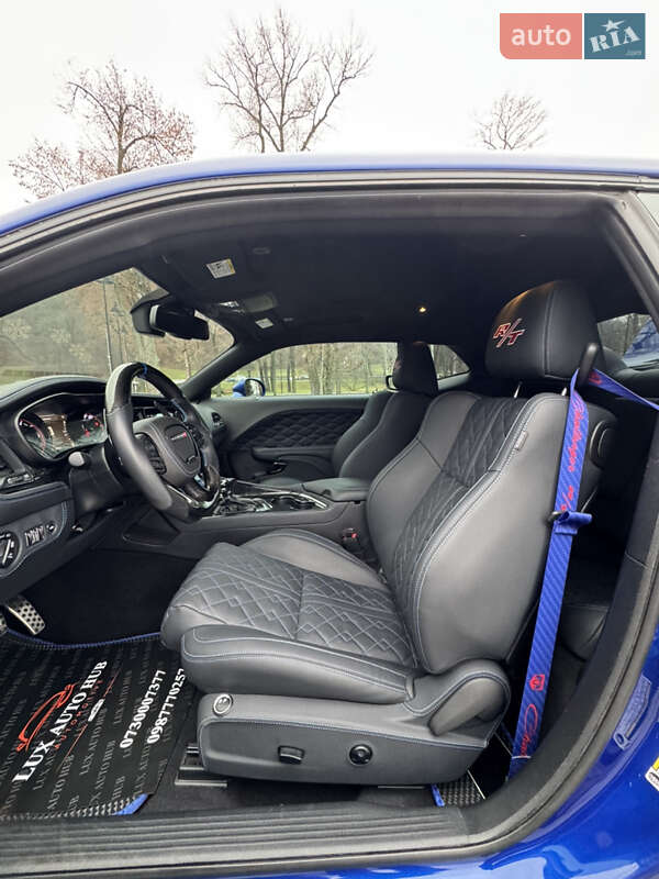 Купе Dodge Challenger 2020 в Киеве