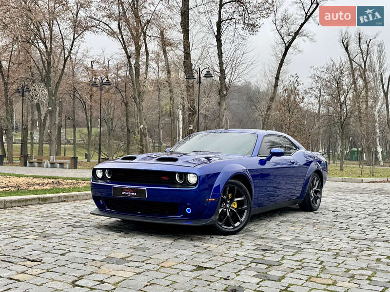 Купе Dodge Challenger 2020 в Киеве