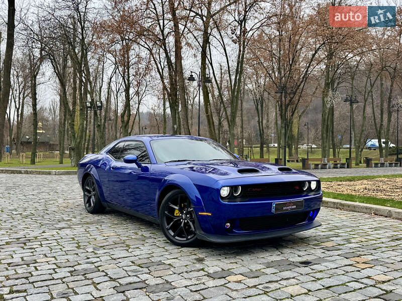 Купе Dodge Challenger 2020 в Киеве
