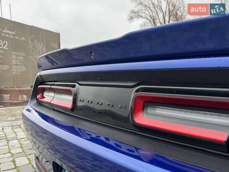 Купе Dodge Challenger 2020 в Киеве